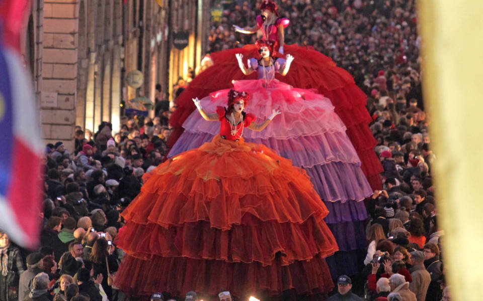 Giant dolls during a Trans Express promenade